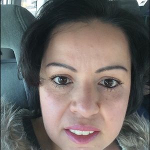 Meet your Posher, Yalmira